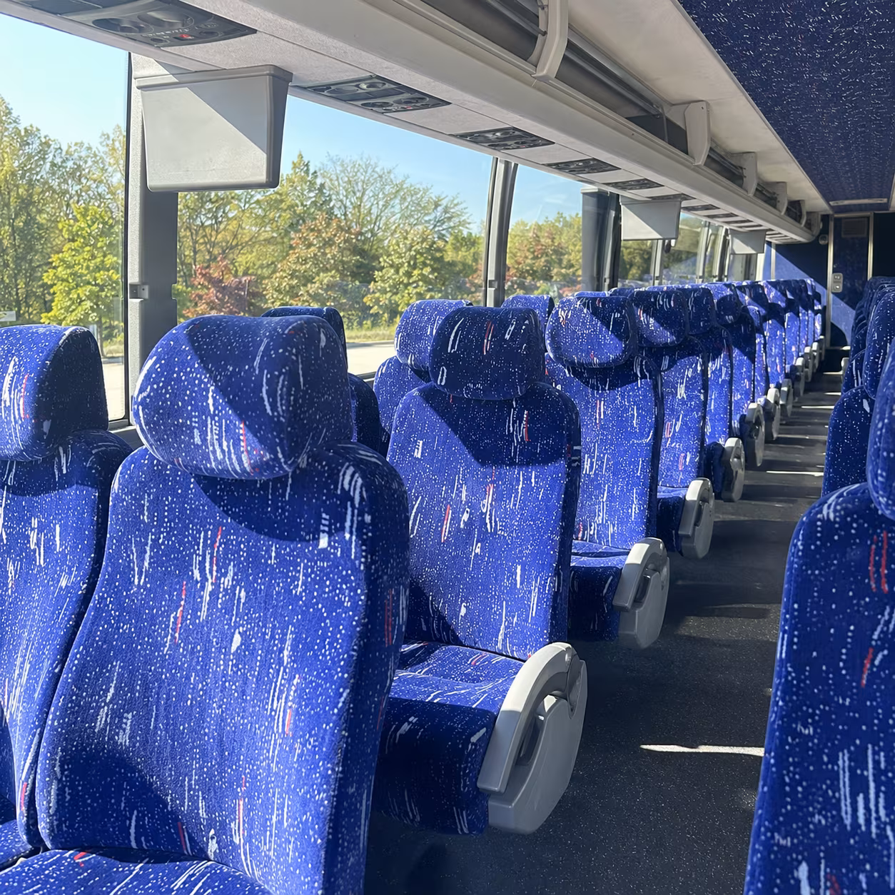 arrange transportation for your next prom 2