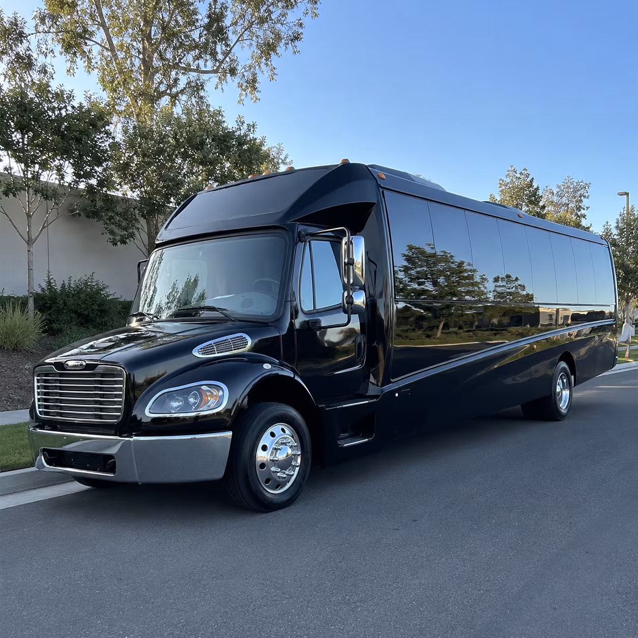 baltimore 18 passenger minibus