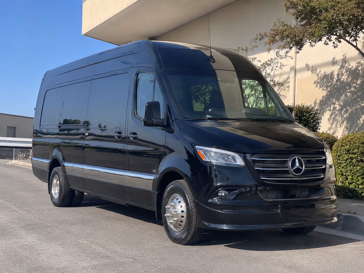 bus rental options for baltimore trips