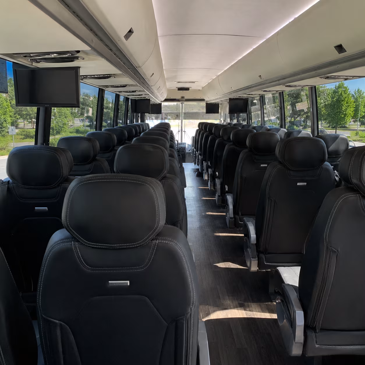 charter bus rentals for large baltimore prom groups