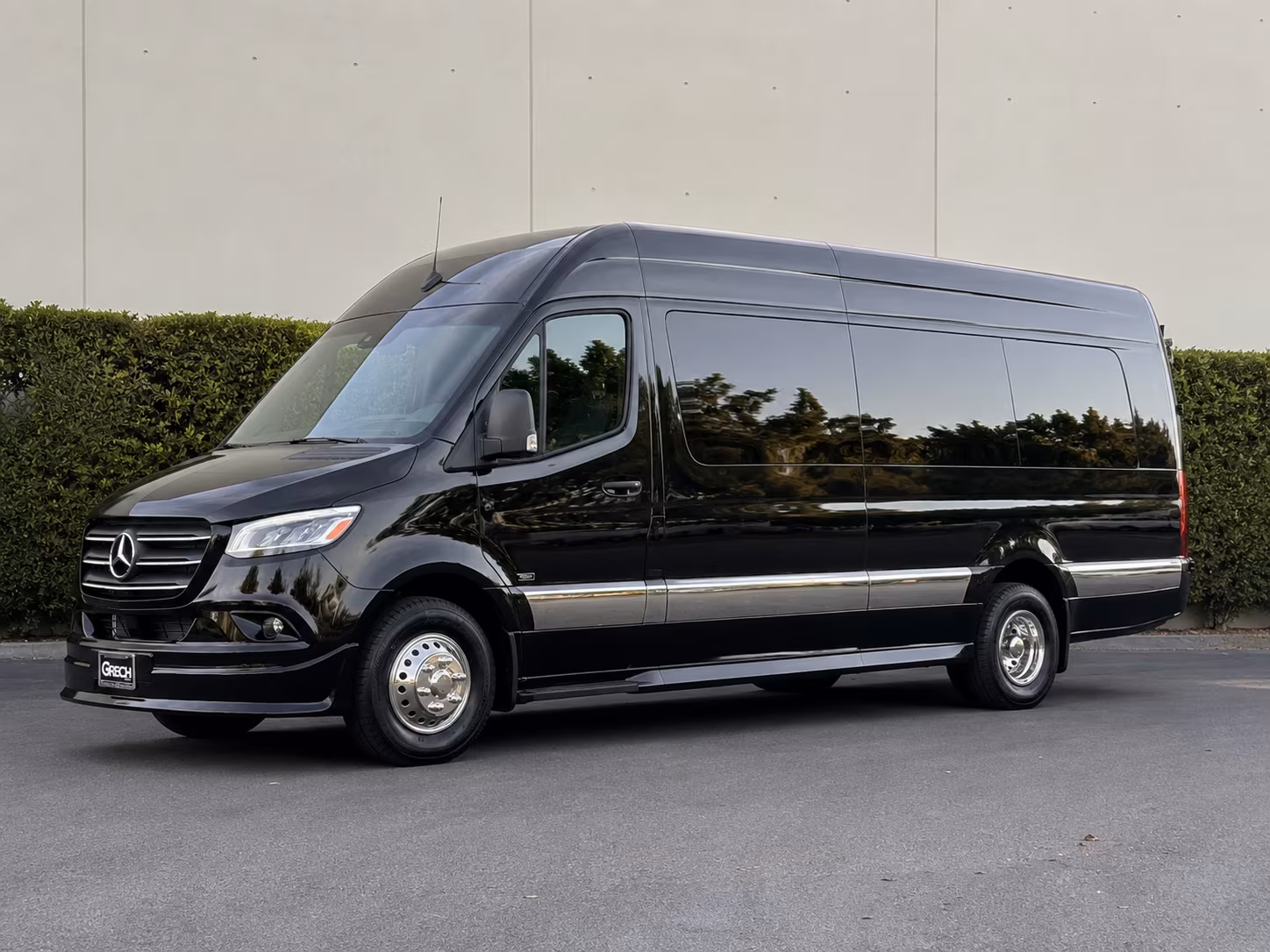 sprinter vans and minibuses for small group wine tours near the chesapeake